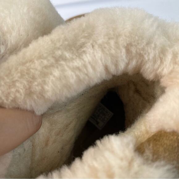 BearPaw Abby sheepskin hickory‎ short booties size 8 - Picture 5 of 6